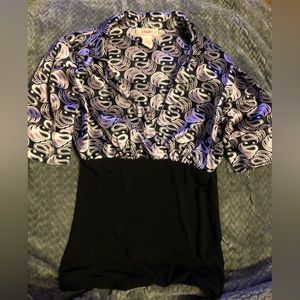 Purple and black paisley print top size small